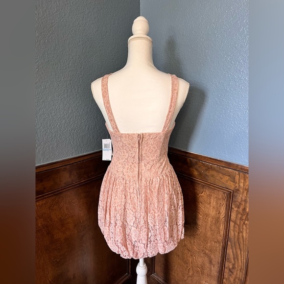 🔥BUY TWO GET ONE 50% OFF🔥
*Discount applied when you create a bundle* - Picture 3 of 4